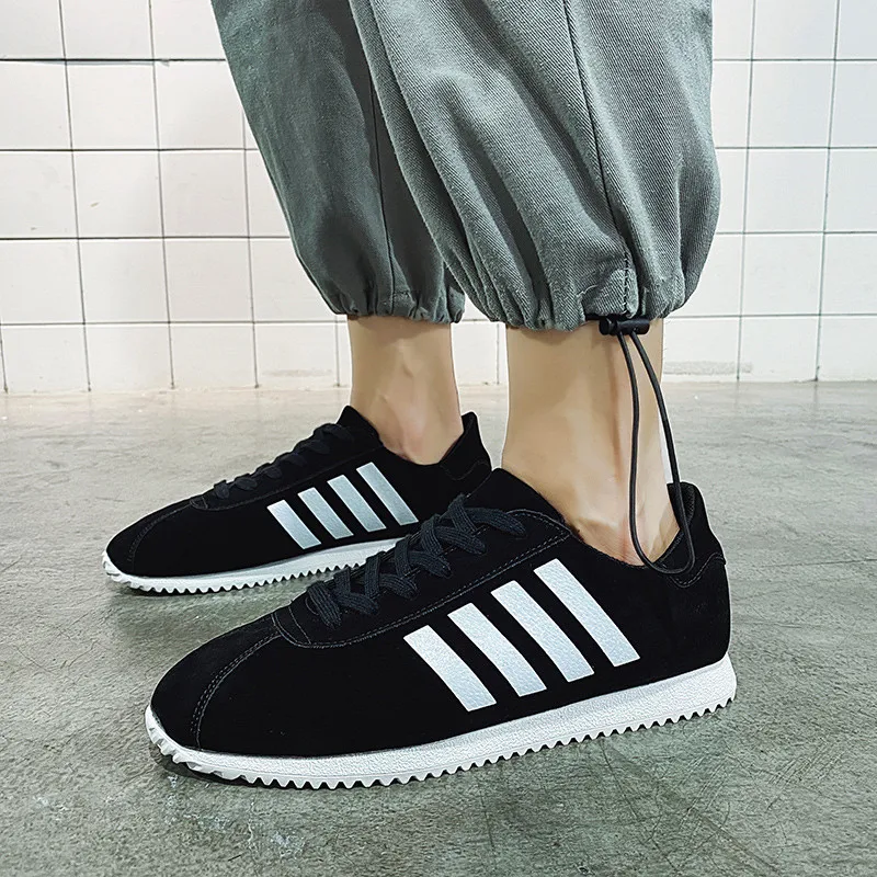 Classic Black Running Shoes for Men Comfortable Breathable Walking Jogging Sneakers Men Sports Shoes Lightweight Men's Sneakers