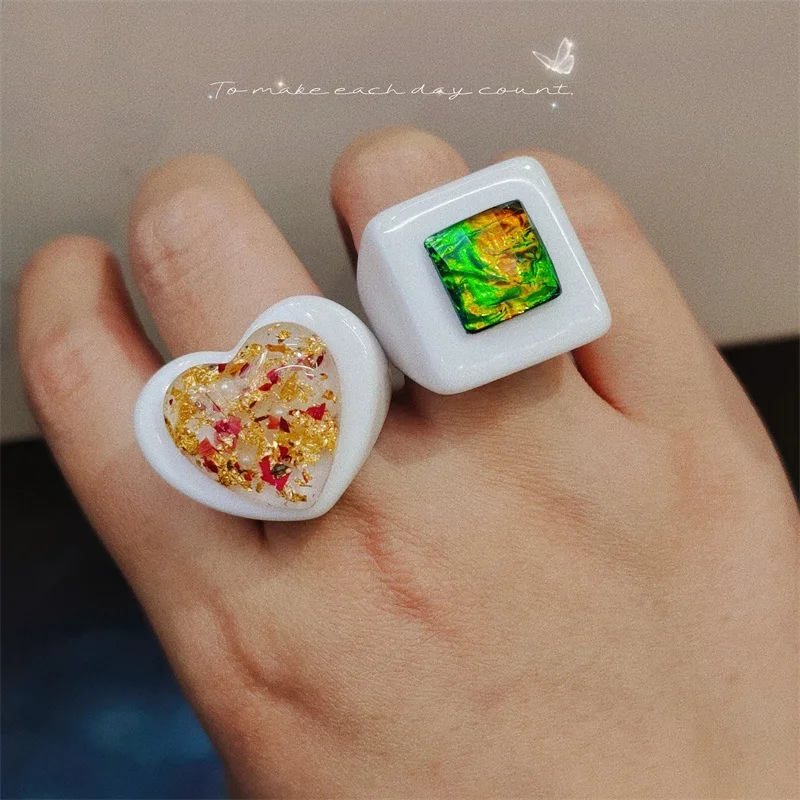 

Vintage Creative Gold Color Foil Dried Flowers Shell Resin Ring Fashion korean Acrylic Square Heart Finger Rings Women Jewelry