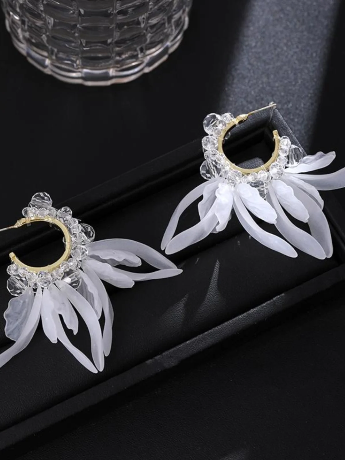 Immortal Cold Crystal Petal Tassel C- Shaped Earrings Light Luxury High-Grade Sense Design Temperament 925 Silver Needl...