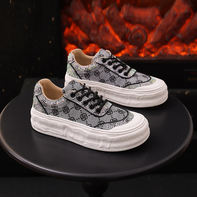 Chic Luxury Designer Shoes for Women 2023 New Chunky Casual Sneakers Girls Canvas Platform Sports Shoes Woman Flats Thick Bottom