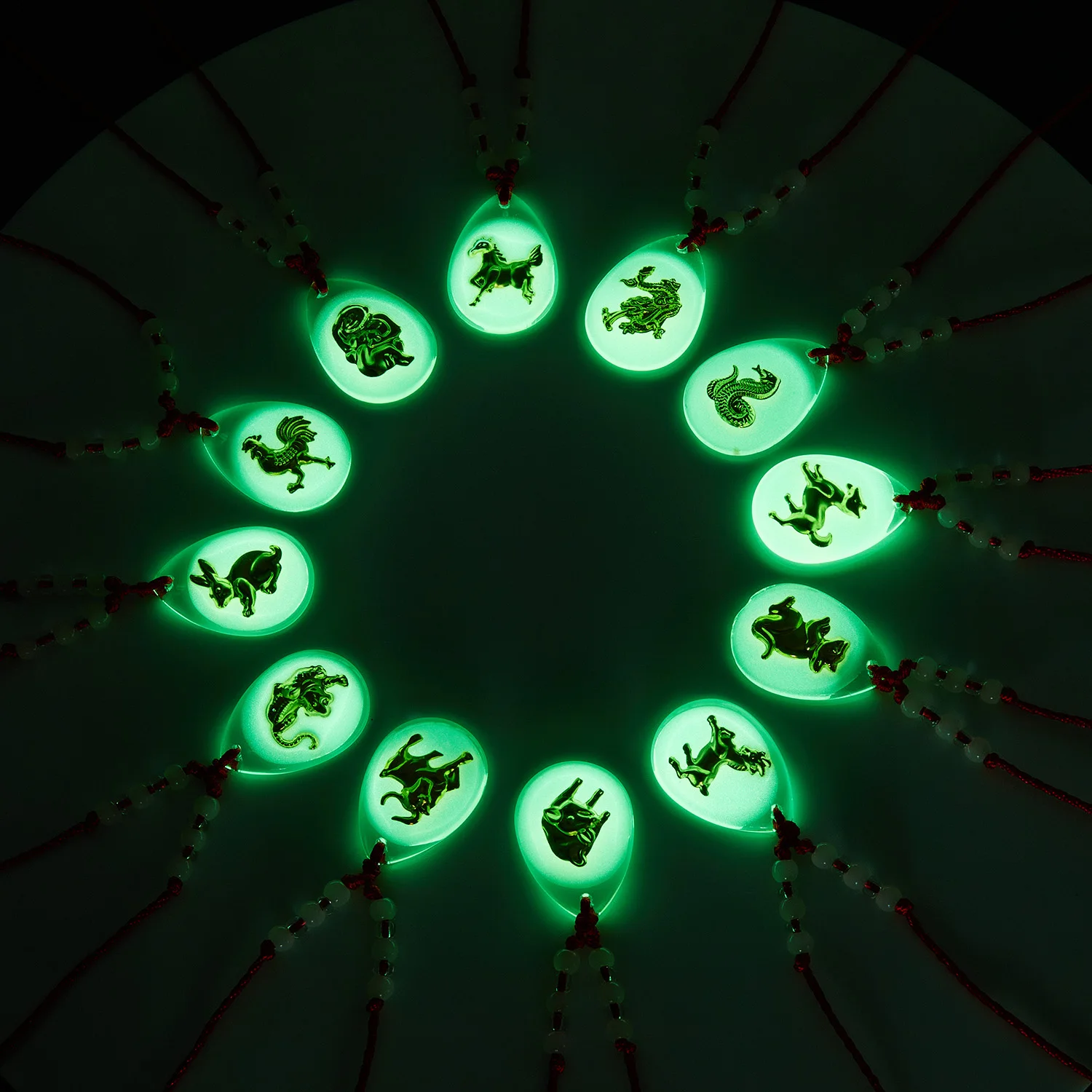 

12 Zodiac Animal Luminous Necklace for Women Men Glow In The Dark Constellation Water Drop Pendant Necklaces Lucky Jewelry Gifts