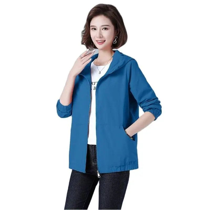 

2023 New Spring Autumn Clothes Hooded Casual Coat Female Fashion Korean Outerwear Short Women's Windbreaker Casaco Feminino 5XL