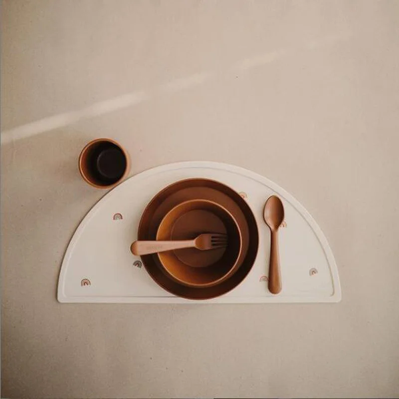 

Creative Waterproof Heat Silicone Placemat Resistant Kids Feeding Lunch Mat Tableware Pad Nursery Dining Table Mats Photo Prop