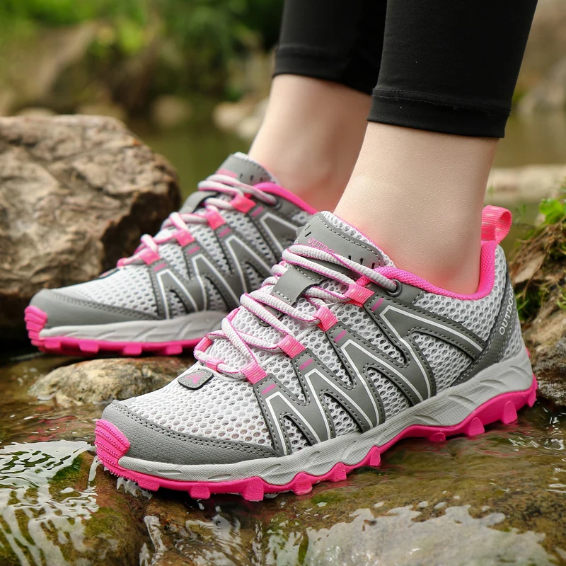 Hiking Shoes Women 2022 Summer Outdoor Mesh Trekking Climbing Shoes Ladies Sneakers Sport Mountaineering Shoes Anti-Slip Sport