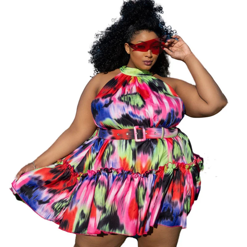 

Женское летнее мини-платье с коротким рукавом и цветочным принтом