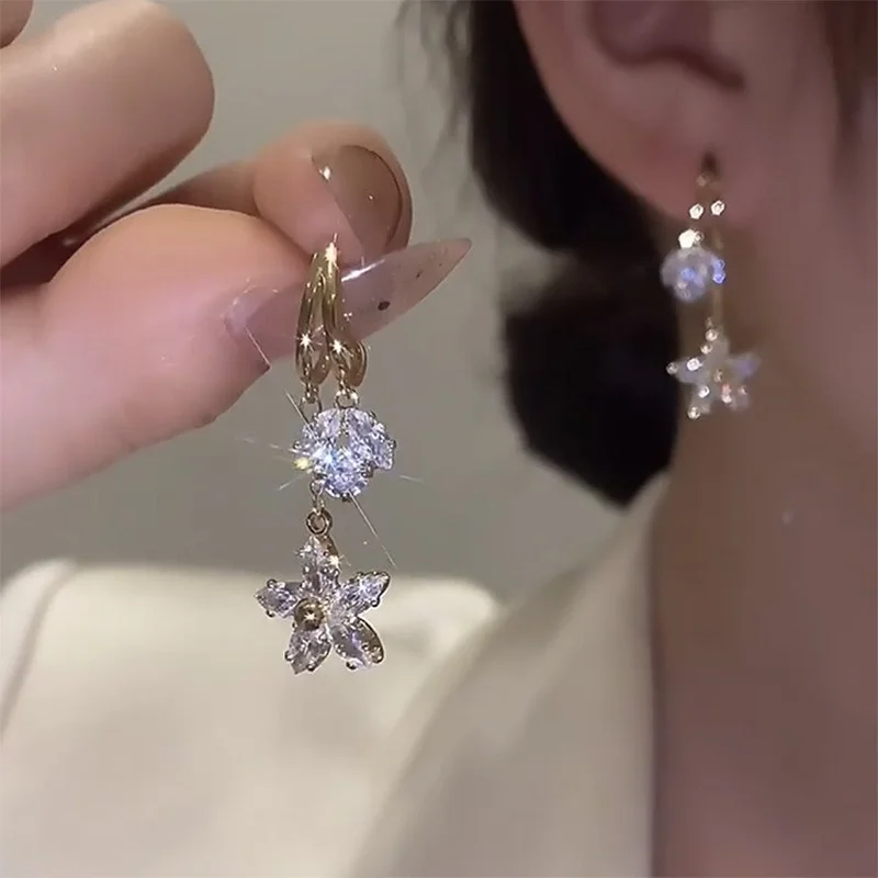 

Sweet Exquisite Sparkling Zircon Inlaid Flower Drop Earrings for Women Girls Luxury Elegant Piercing Earrings 2022 New Jewelry