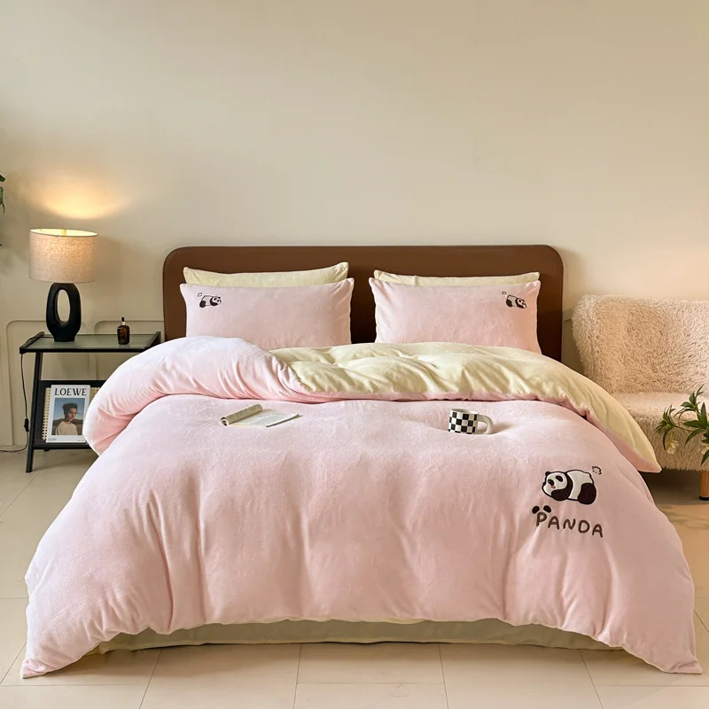 2024 утолщенный теплый милый мультяшный молочный флисовый комплект из четырех