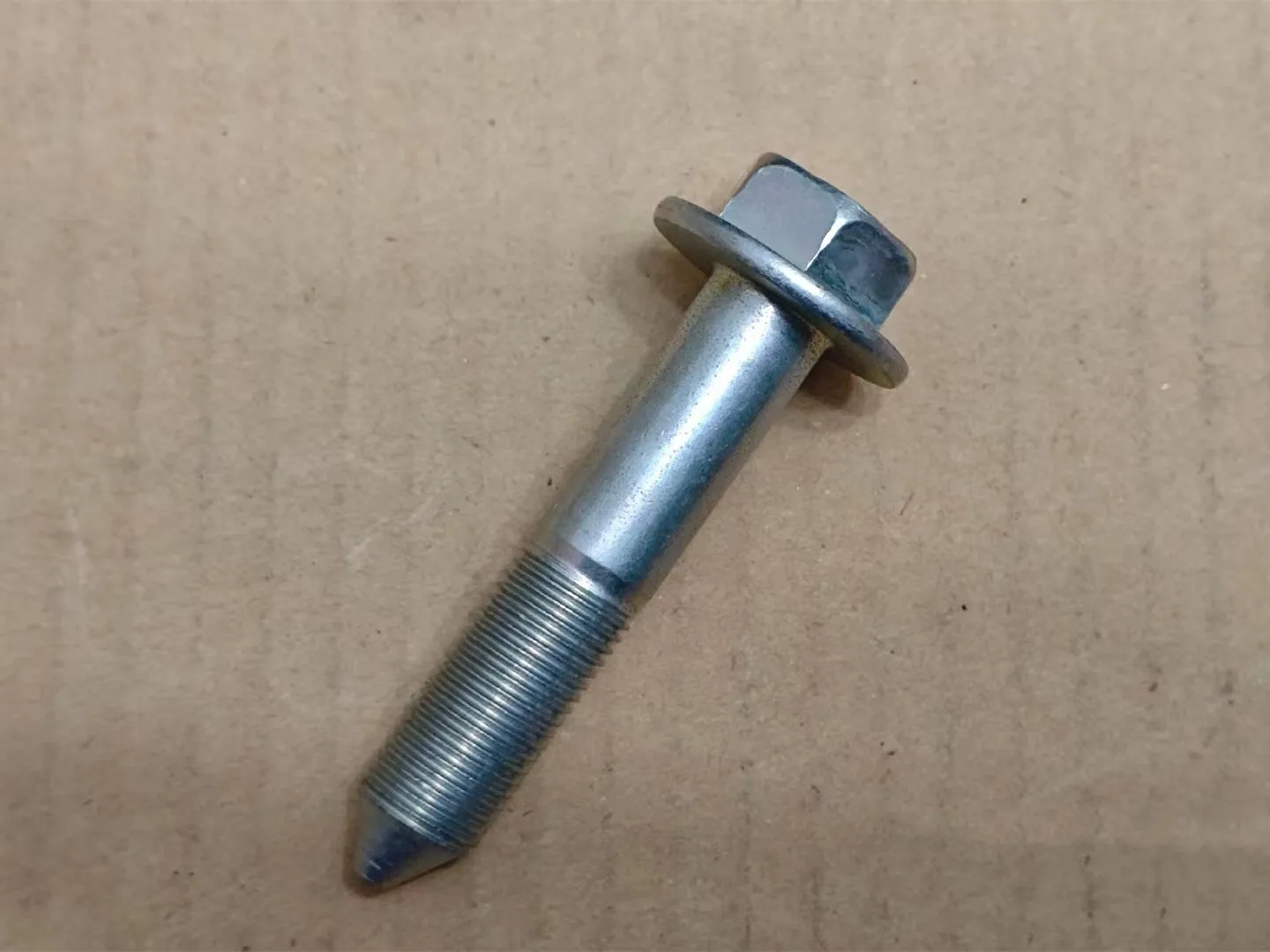 

БОЛТ LANCER OUTLANDER ASX, FR SUSP LWR ARM (BOLT,KNUCKLE) MU001020(MU000467) ПОДЛИННЫЙ 12X60мм 1шт.