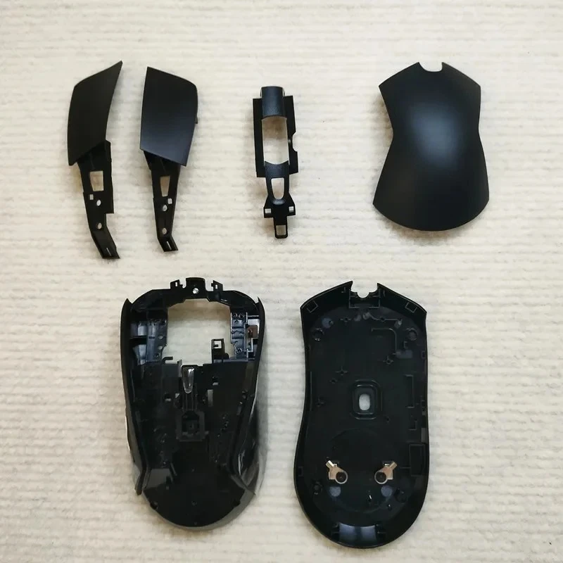 Фото Для проводной мыши Logitech G403 Hero: верхняя и нижняя части корпуса, наклейки для ножек мыши. №3