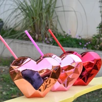 24oz water cup heart shaped with straw 4 colors juice bottle creative plastic bottle for valentines day gift 1pc