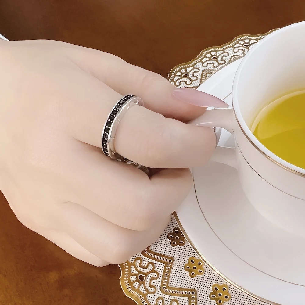 Однорядное черное кольцо модные ювелирные украшения для женщин в европейском