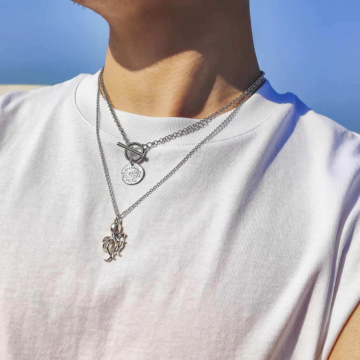 

Vintage Octopus Pendant Necklace For Women Men on The Neck Fashion Jewelry Accessories Alloy Buckle Chain Choker Gift