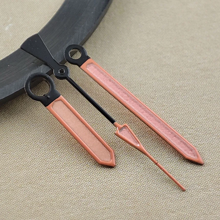 Светящийся механизм для часов