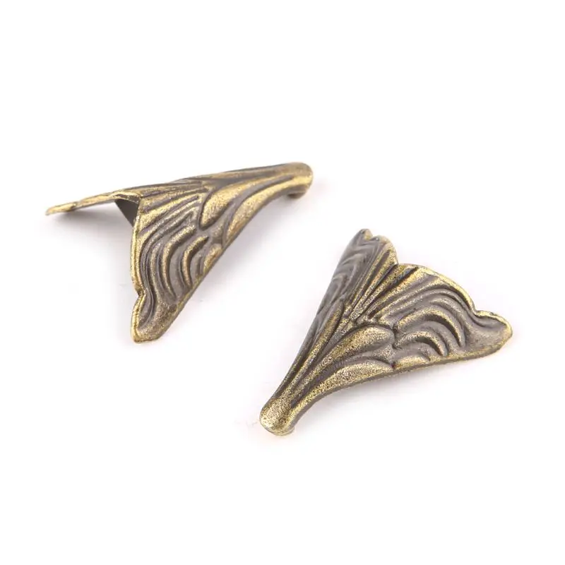 8 шт. бронзовые уголки для мебели 20 х26 мм | Строительство и ремонт