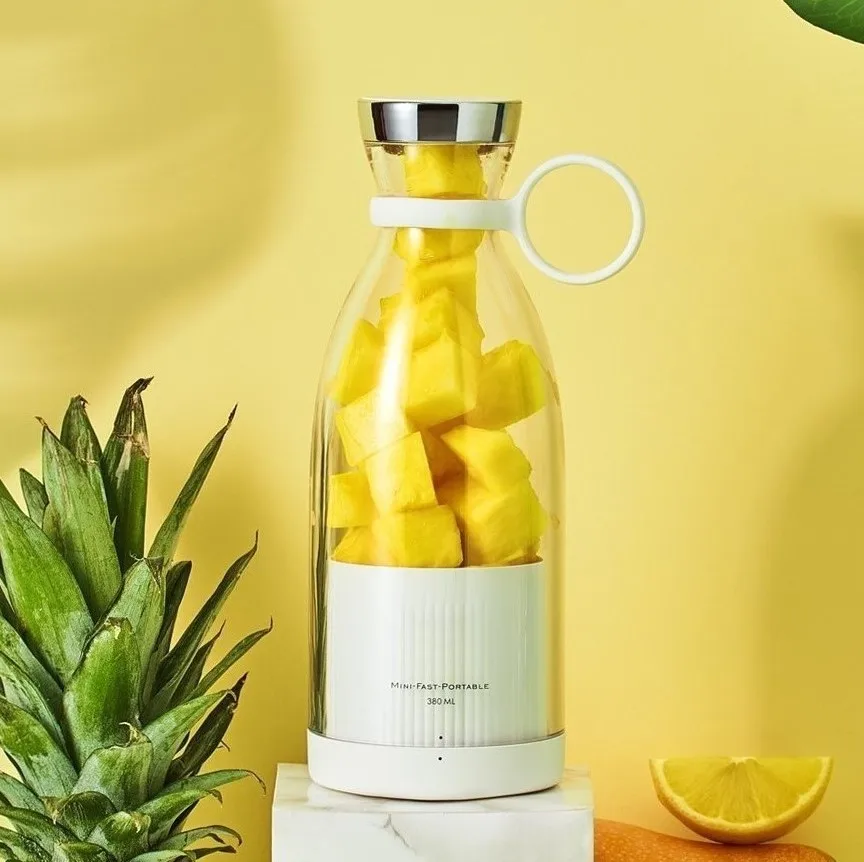 

Portable Kitchen Items Electric Blender Cup Mini Juice Maker Fruit Mixers Multifunction Electric Design Saw Minis Water Bottle
