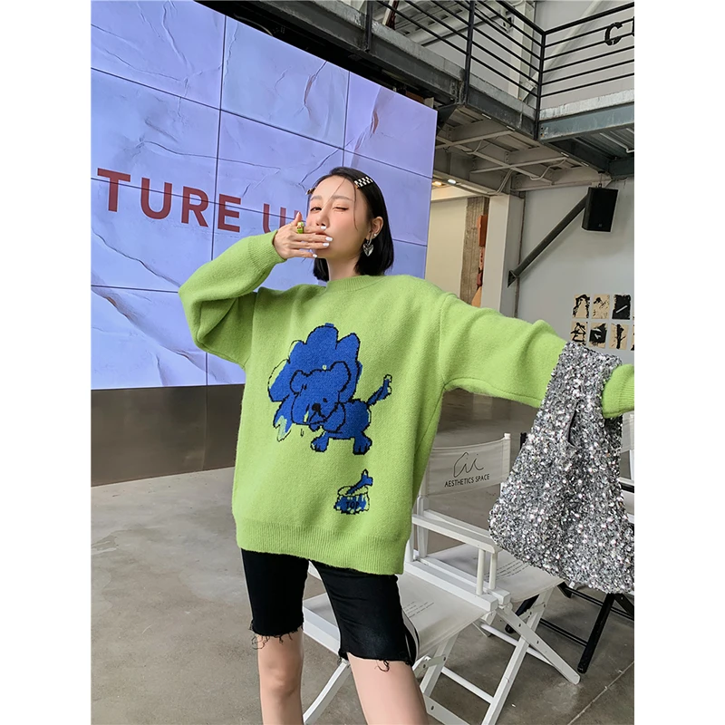 Женская одежда зеленый вязаный свитер с принтом льва круглым вырезом и длинными