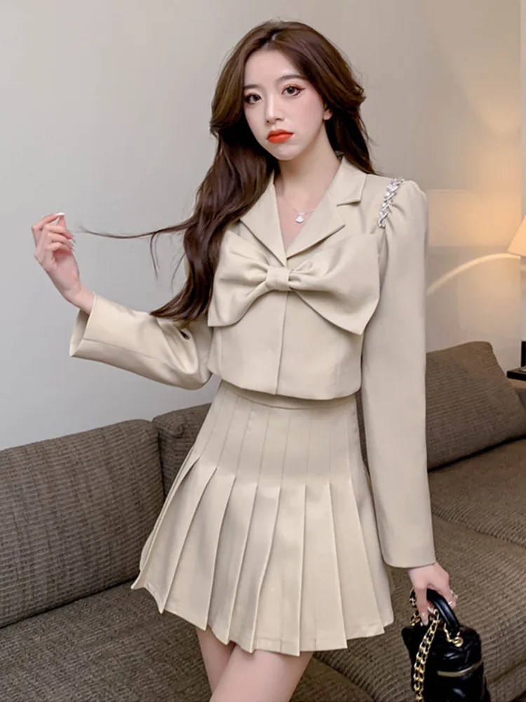 

Small Fragrance Wind 2 Piece Set Sweet Women Fashion Drill Chain Bowknot Short Jacket Coat Top+Pleated Mini Skirt Lady Sets