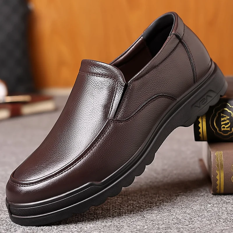 

Handmade Genuine Leather Shoes for men Casual Soft Rubber Loafers Business dress Shoes Casual Plus Velvet Spring Autumn Luxury