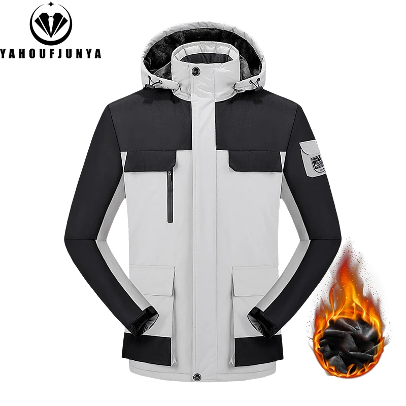 Мужская теплая куртка на флисе с капюшоном зиму