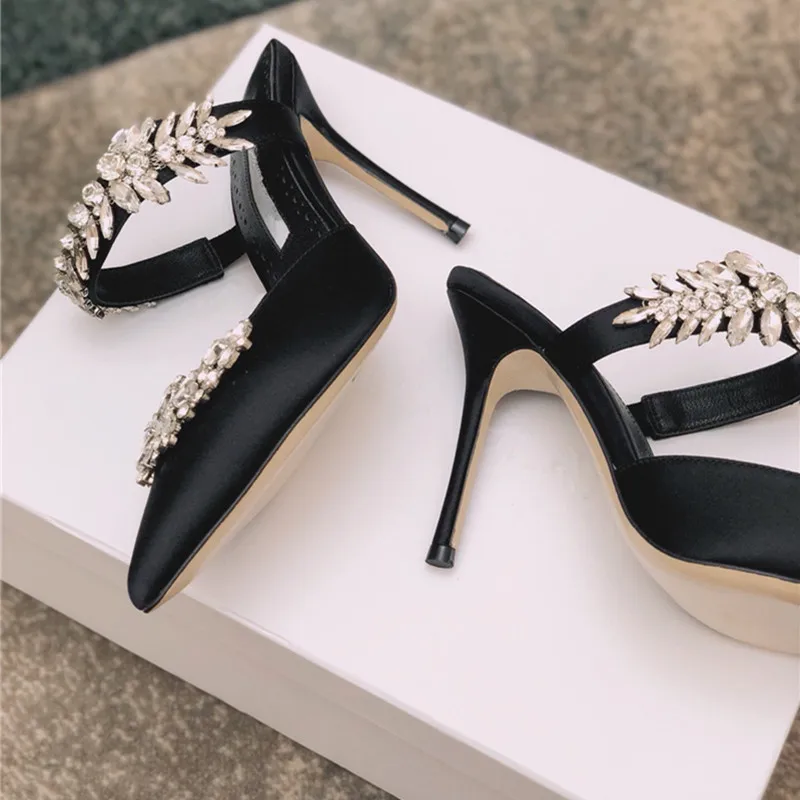 2022 European and American new style ladies sandals, high heels with diamond decoration