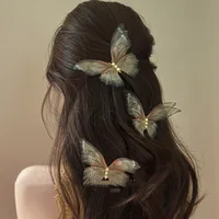 Заколочки для волос в виде бабочек ????