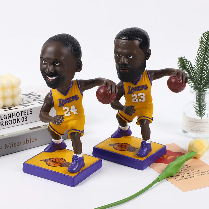 

Advanced Resin Creative for Kobe James Model Fengshui Ball Star Decoration Hand Office