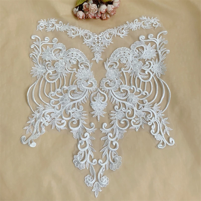 

1 Pcs Ivory Elegant Beaded Heart Shape Lace Applique Sequined Bodice Applique For DIY Bridal Sewing Wedding Evening Party Gown