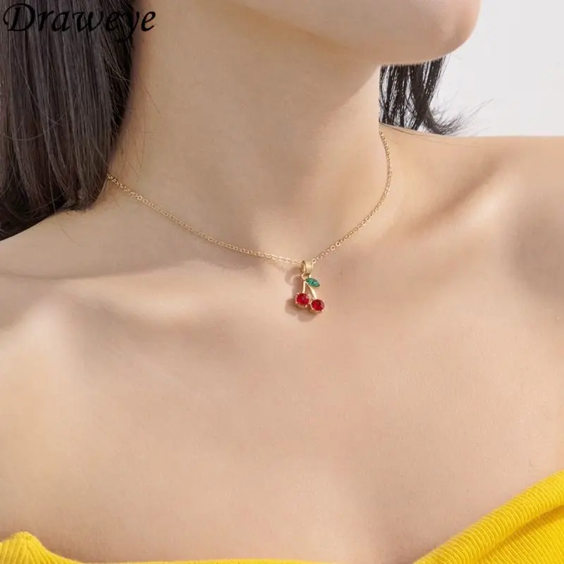 

Draweye Cherry Necklaces for Women Sweet Metal Korean Fashion Cute Jewelry Spring Summer Simple Ins Elegant Chokers Retro