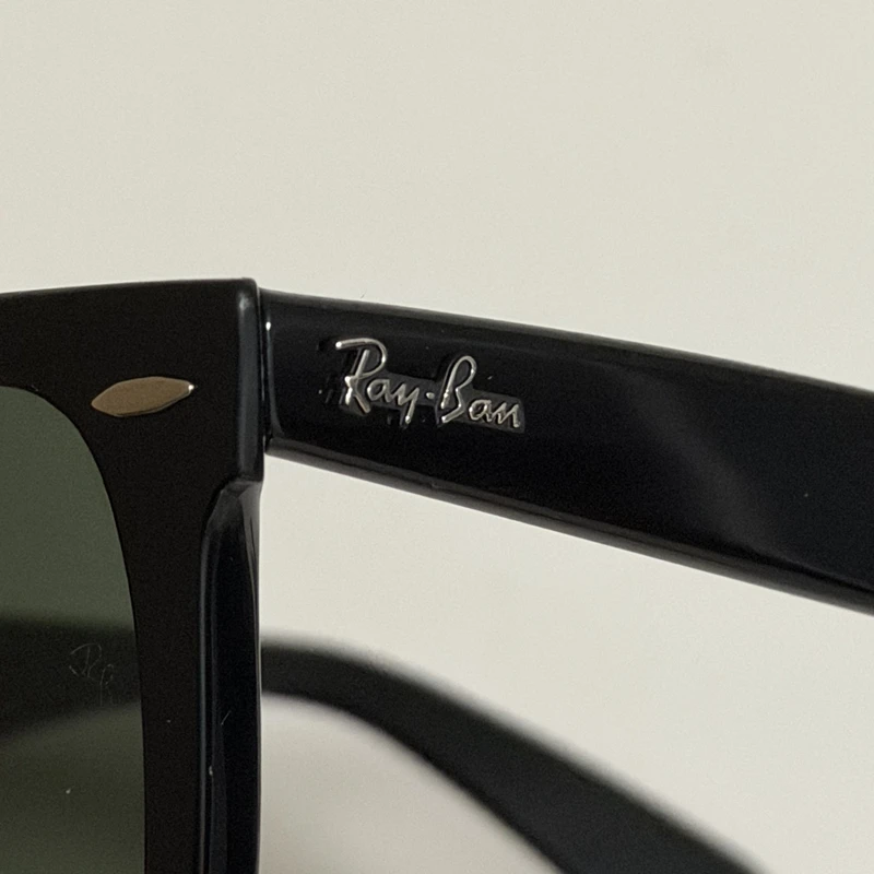 Фото Оригинальные классические квадратные солнцезащитные очки Ray-Ban WAYFARER RB2140, стеклянные линзы, глянцевая оправа, поляризационные очки в коробке. №3