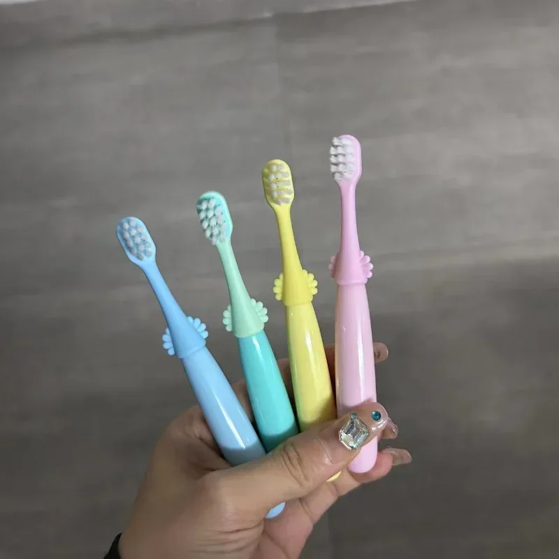 Детская зубная щетка SpongeBob ультратонкая Мягкая антибактериальная защита десен