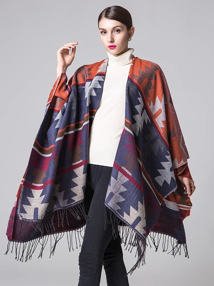 

Женский шарф-пончо из искусственного кашемира