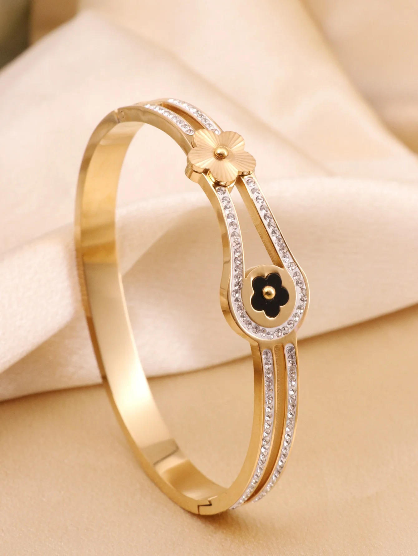 Новый простой модный женский браслет с пятью лепестками цветов красный белый и