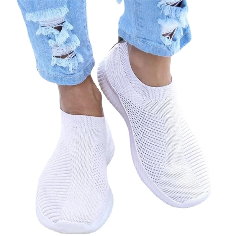 

New Women Sneakers Women Vulcanized Shoes High Quality Slip on Flats Walking Shoes Women Loafers Plus Size 43 Zapatos De Mujer