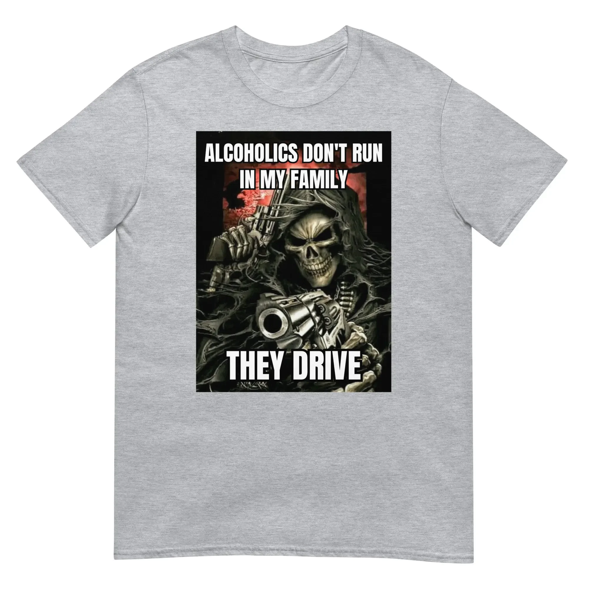 Алкоголики не бегают в моей семье они водят забавную футболку