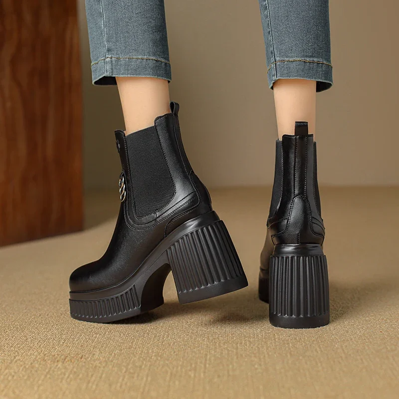 Ботильоны женские на платформе с круглым носком массивном каблуке