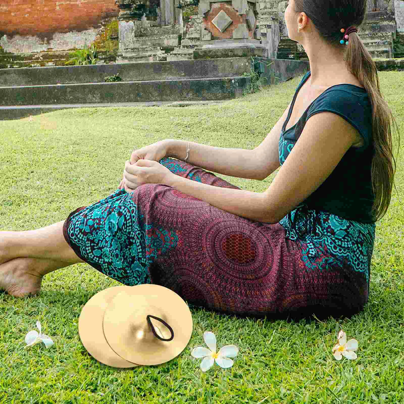 Медная тарелка танцевальный палец музыкальный инструмент маленькие инструменты