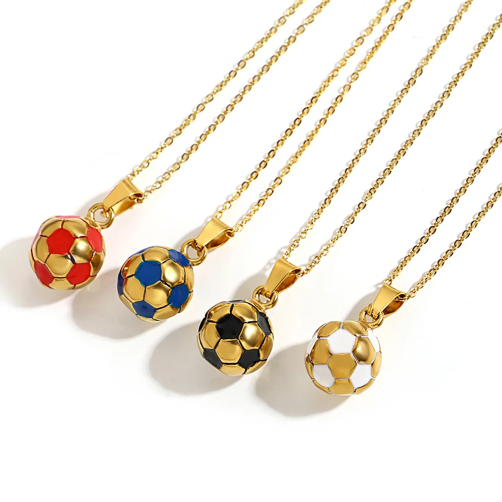 ze naszyjnika stali nierdzewnej w stylu punkowym. Sportowy długi łańcuszek unisex z zawieszką kształcie piłki nożnej. Mo...