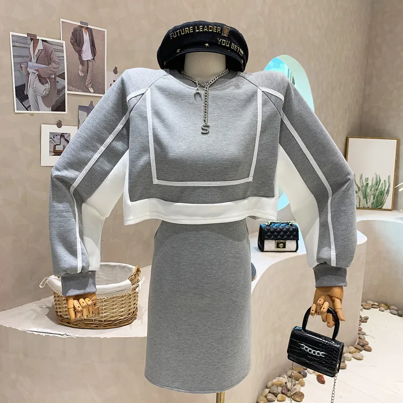 

New Women's Clothing 2022 Autumn Black white patchwork color contrast design fake two-piece Pullover Hoodies Dress