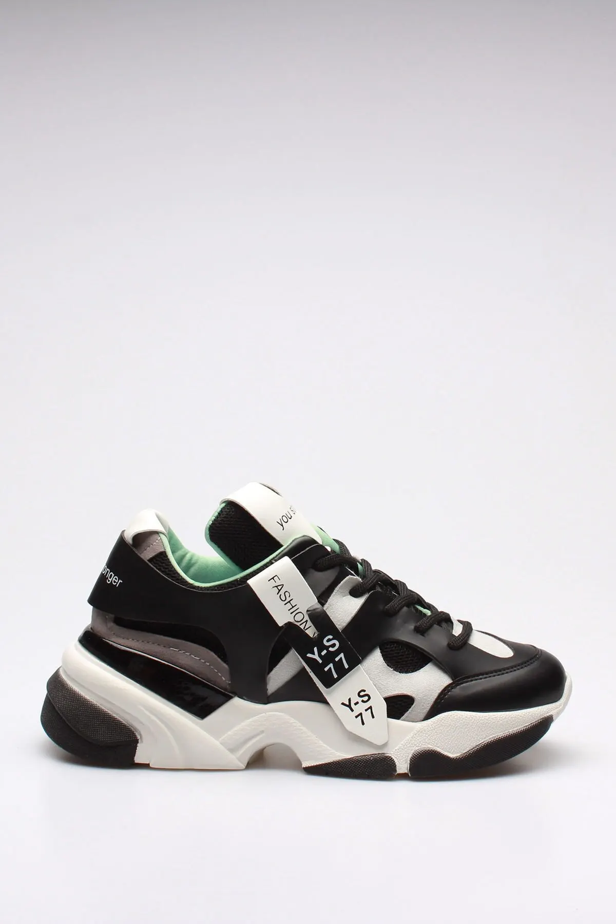 

Fashion Style women's Black Lace-Up Sports Sneaker Shoes