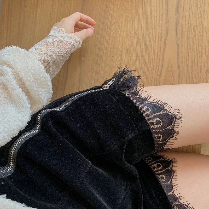 Woman Fashion Sexy High-waist Lace Stitching Shorts Female Straight-leg Shorts Gold Velvet Adjustable Slim Boot Shorts Clothing