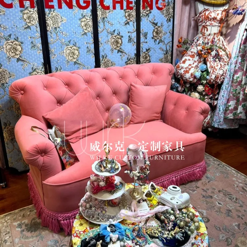 Розовый бархат во французском стиле в античном с кисточками для проживания семье