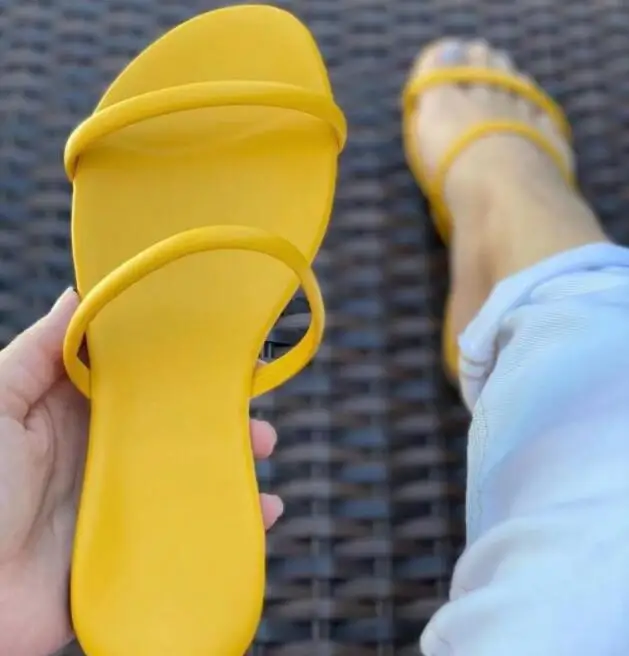 

2022 New Full Size Round Head Women's Colorful Fashion Sandals Casual Candy Color Flat Slippers For Summer Wear Flip Flops Women