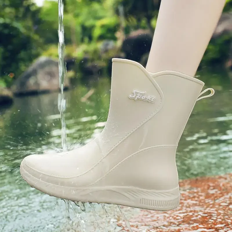 Женские резиновые сапоги теплые Нескользящие водонепроницаемые стильные до