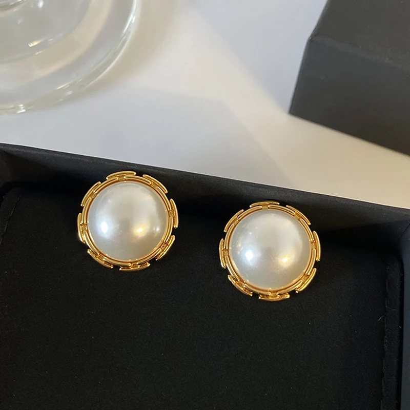 

Женские серьги из 18-каратного золота, с жемчугом и пуговицами