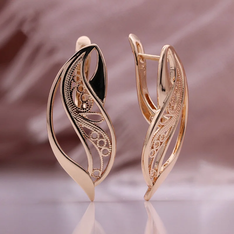 

Vintage Geometric Hollow Leaves Cutout Pattern Earrings for Women Bridal Wedding Engagement Earring Jewelry Pendientes Mujer