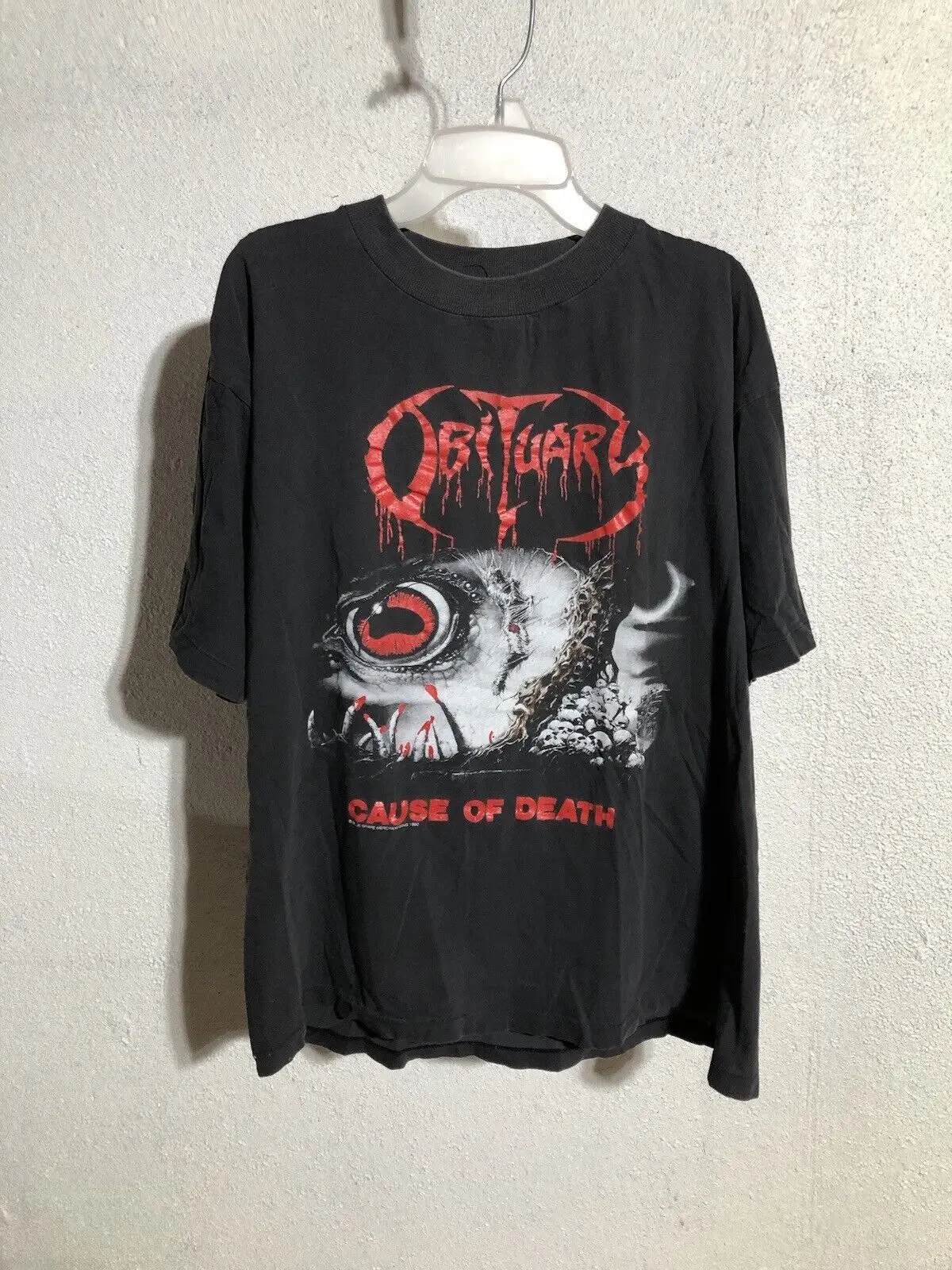 Винтажная Футболка 1990 с изображением непривычной причины смерти
