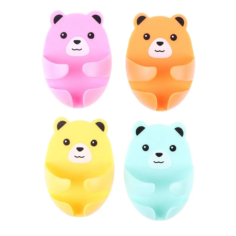 

1PC Powerful traceless cartoon plug hook kitchen bear plug storage hook