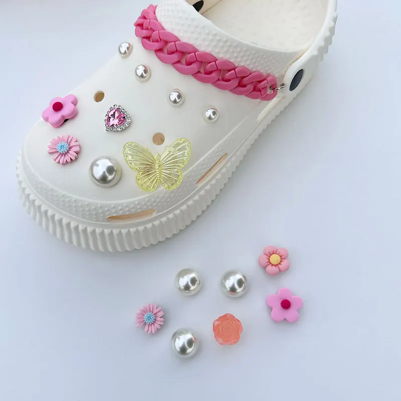 Pink Daisy Sunflowers Charms For Shoes Accessories Pack Vintage Luxury Rhinestone Curb Link Chains DIY New Design Jewelry Gifts