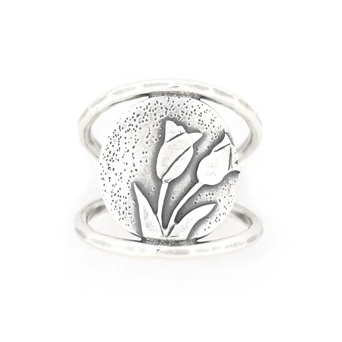 

Simple wind fashion ancient silver flower ring