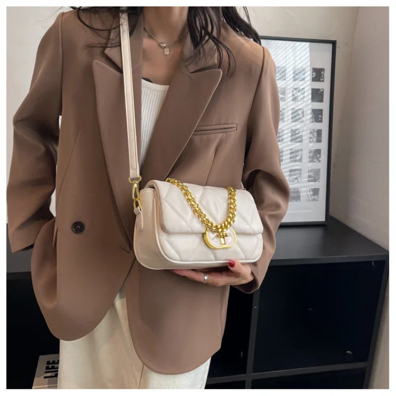 High Quality Leather Square Chains Handle Women's Shoulder Bag Fashion Hobos Design Diamond Lattice Female Shopping Purse Bag